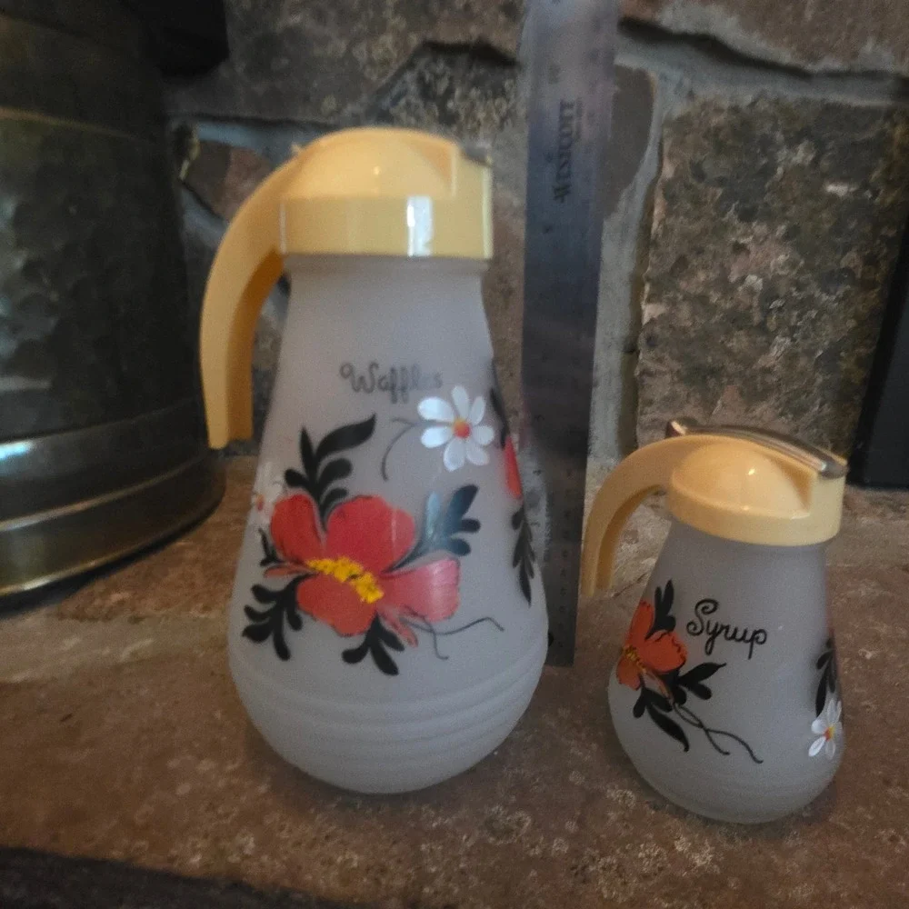 Vintage 50s Hazel Atlas frosted glass painted Poppy waffle and syrup pitcher set